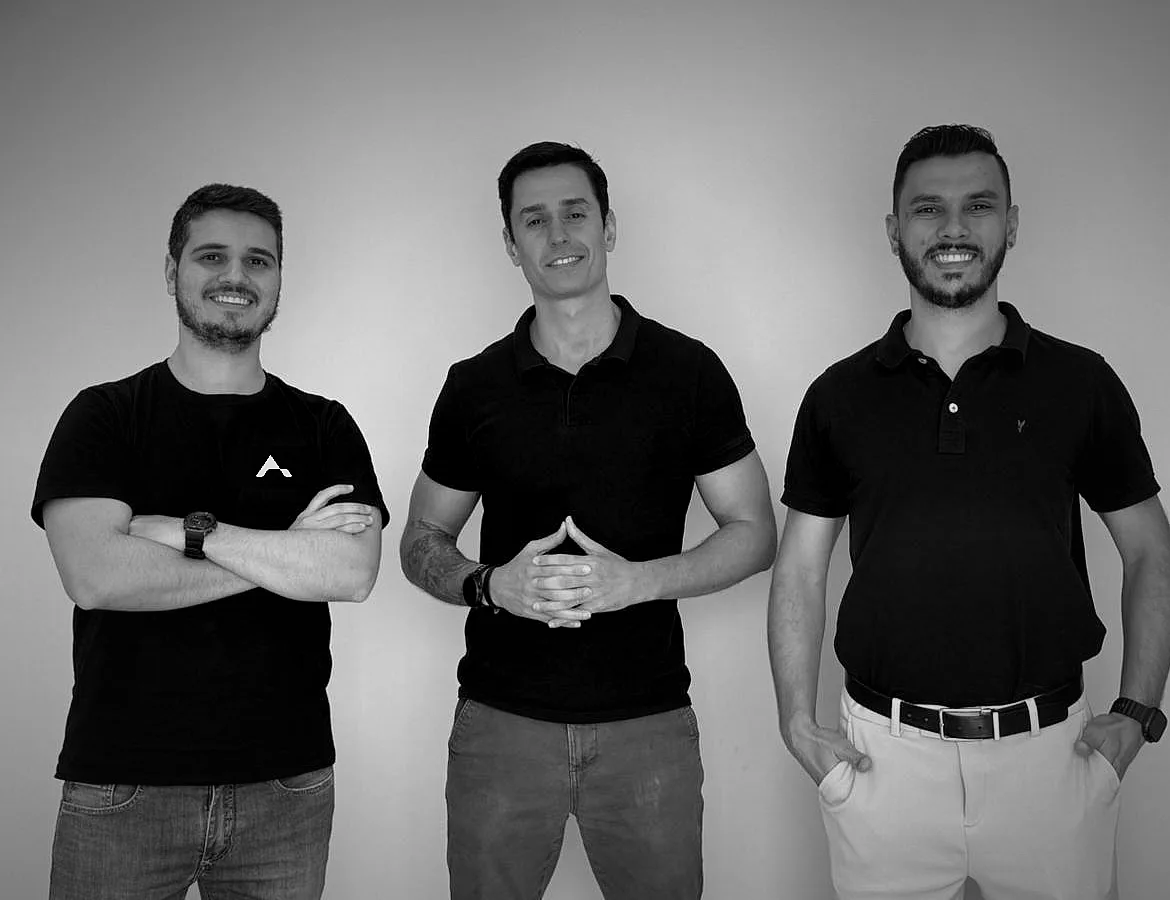 Leonardo Mafra, Tiago Drape e Gustavo Gottardi, sócios da AVYSTA